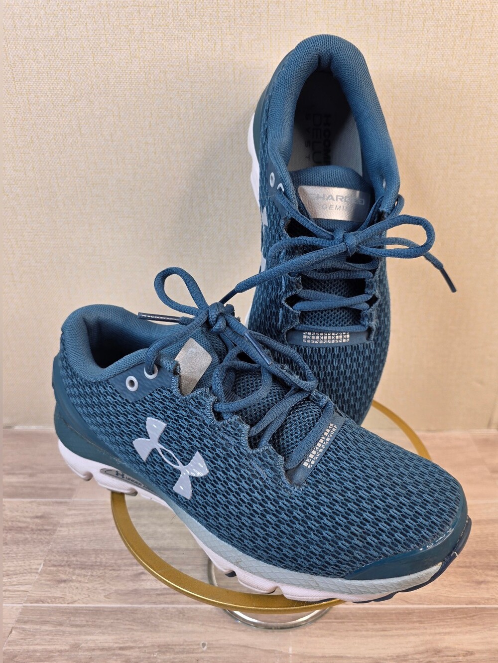 Ladies 6.5 Under Armour Blue Mesh Running Sneakers